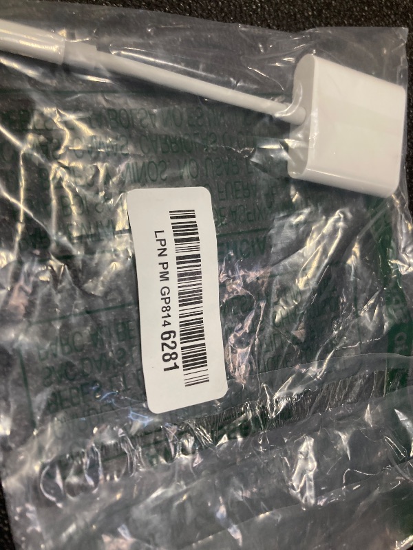 Photo 1 of SD Card Reader, SD Card Reader for iPhone 17/16/15 Pro Max/iPad/MacBook, USB C SD Cards Reader for Camera Viewer, Support SD, Micro SD & TF Card, Plug and Play, No App Driver Required