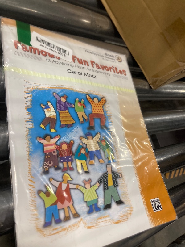 Photo 1 of Famous & Fun Familiar Favorites, Book 3: 14 Appealing Piano Arrangements