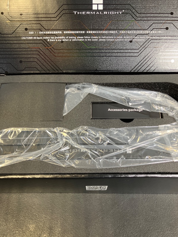 Photo 1 of Thermalright Wonder Vision 360 UB ARGB Black AIO CPU Liquid Cooler,for AM5/Intel LGA1851/1700,6.67-inch 3D Curved Screen with 2400x1080 Resolutions,Magnetic Panel Screen,3D/2D Video Support