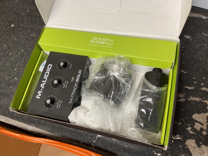 Photo 1 of _________ DIFFERENT MODEL LOOK AT PHOTO***** MOOER GE200 Pro Gen.4.0 Intelligent Guitar Amp Modelling Multi Effects Pedal All-in-one Professional Processor Groove Looper Drum, MIDI, AI Preset, Stem Seperation, MNRS & IR Loader, Preset Share