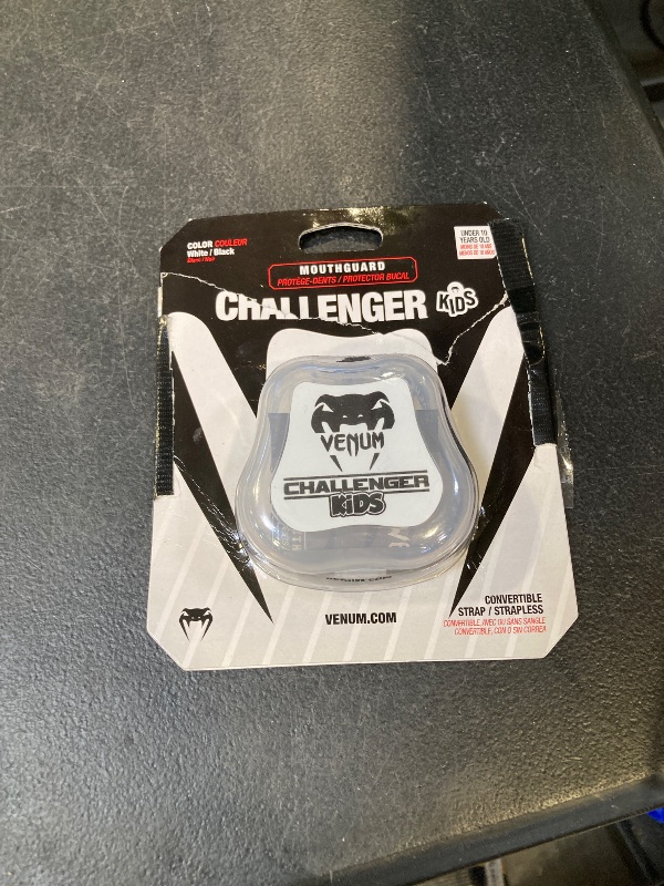 Photo 1 of Venum Kids Challenger Mouthguard - Strap/Strapless