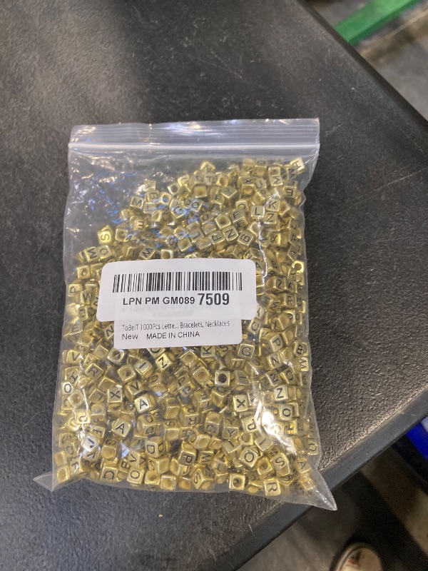 Photo 1 of ToBeIT 1000Pcs Letter Beads Gold Letter Bead Acrylic Alphabet "A-Z" Cube Beads for Jewelry Making, Bracelets, Necklaces