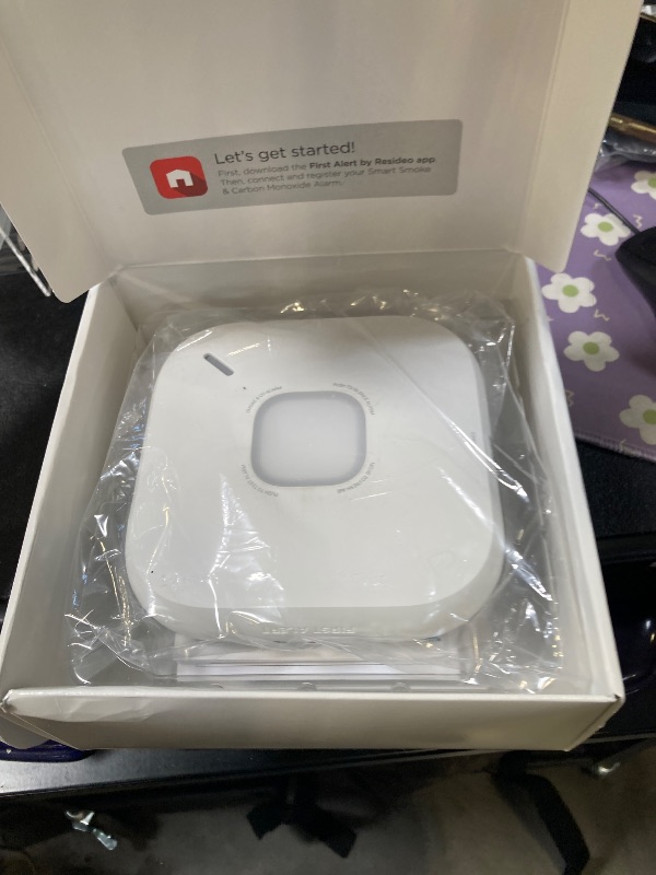 Photo 1 of First Alert SC5 Hardwire Smart Smoke & Carbon Monoxide Alarm, SMCO600NV-AC, 1-Pack
