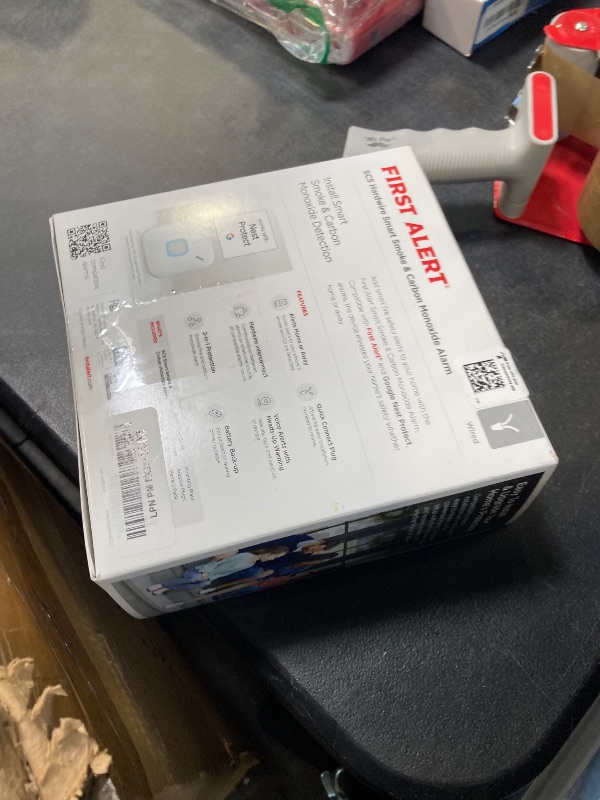 Photo 1 of First Alert SC5 Hardwire Smart Smoke & Carbon Monoxide Alarm, SMCO600NV-AC, 1-Pack