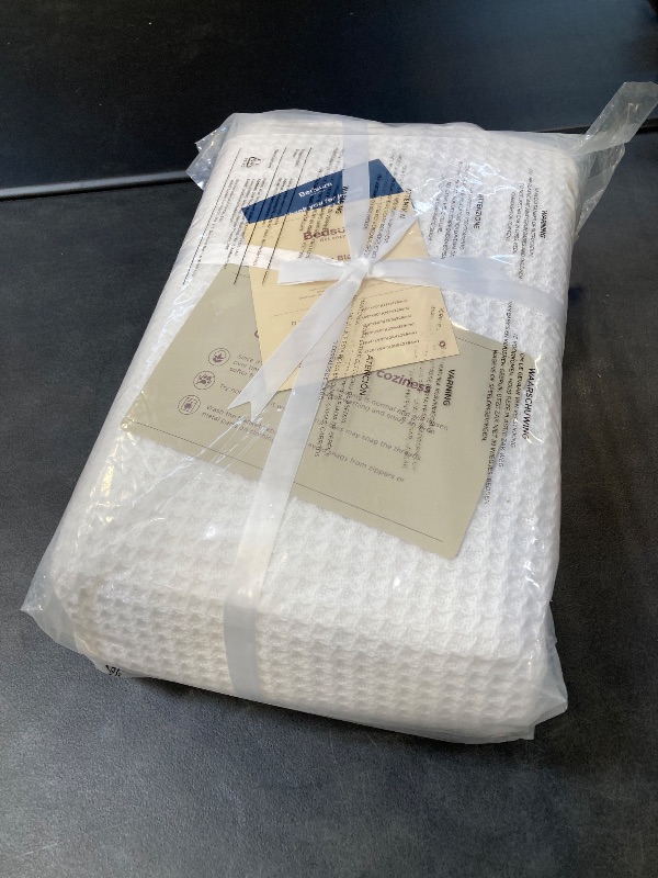 View 2 of Bedsure 100% Cotton Big Blanket Oversized King for Bed - Large Breathable Thick Cooling Waffle Weave Blanket for Summer, Couch Cover, White, 120x94 inches