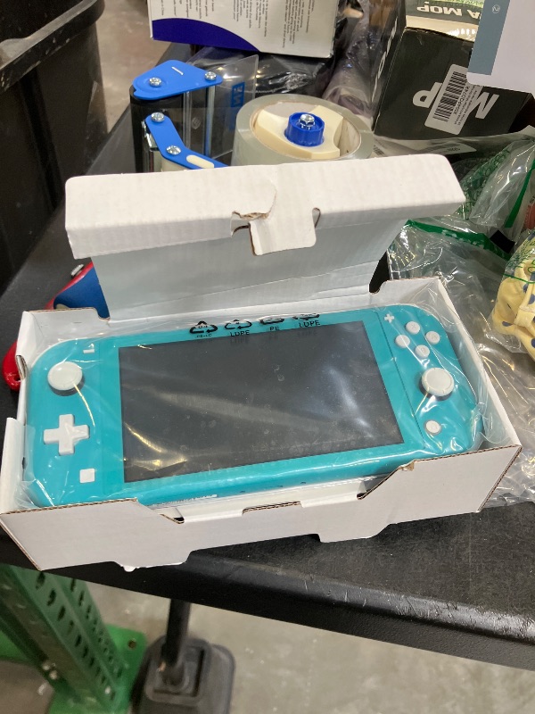 Photo 1 of Nintendo Switch Lite - Turquoise