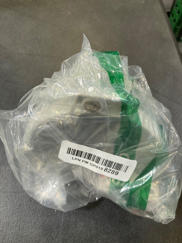 Photo 1 of FS131 String Trimmer Clutch Housing Assembly Fit For FS91R FS94 FS111 FS131 KM91 KM131 Models, And HT Series, For HT133, HT131, HT102, HT 103 And 4180-080-1811 4180-080-1819
