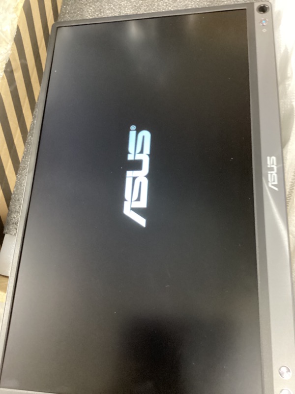 Photo 1 of ASUS ZenScreen 15.6” 1080P Portable USB Monitor (MB16ACE) - Full HD (1920 x 1080), IPS, USB Type-C, Eye Care, Anti-Glare Surface, Lite Smart Case, External Screen for Laptop, 3-Year Warranty