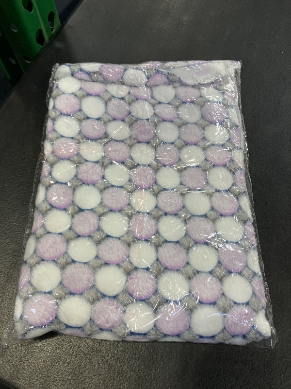 Photo 1 of Dog Bed Mat Comfortable Soft Crate Pad Anti-Slip Machine Washable Pad Dog Crate Pad Pet Bed for Dogs & Cats - S