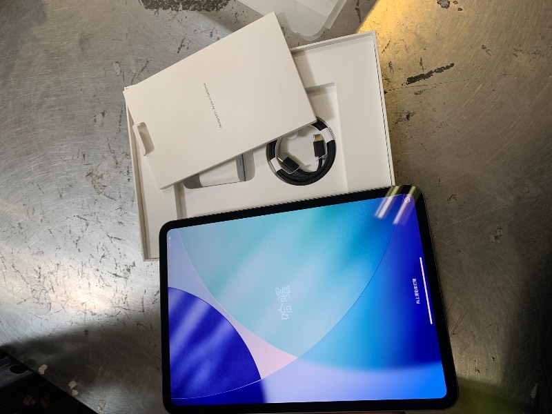 Photo 1 of Apple iPad Pro 11-inch (M5): Ultra Retina XDR Display, 256GB, 12MP Front/Back Camera, LiDAR Scanner, Wi-Fi 7 with Apple N1 + 5G Cellular with C1X chip, Face ID, All-Day Battery Life — Space Black