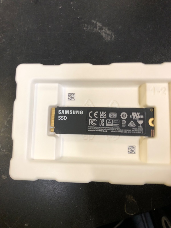 Photo 1 of Samsung SSD 9100 PRO 2TB, PCIe 5.0x4 M.2 2280, Seq. Read Speeds Up to 14,700MB/s, Best for AI Computing, Gaming and Heavy Duty Workstations (MZ VAP2T0B/AM)