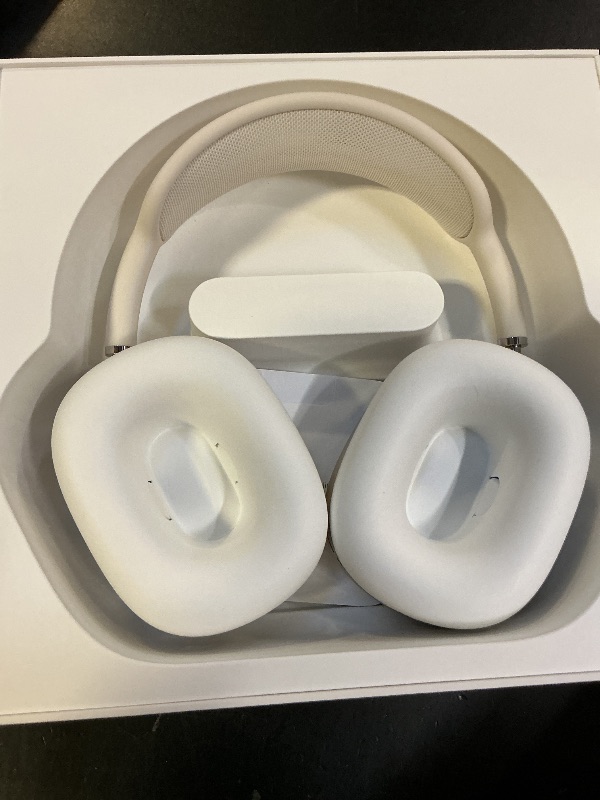 Photo 1 of Apple AirPods Max Wireless Over-Ear Headphones, Pro-Level Active Noise Cancellation, Transparency Mode, Personalized Spatial Audio, USB-C Charging, Bluetooth Headphones for iPhone - Starlight