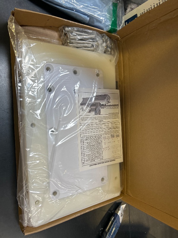 Photo 1 of 1854055 RTA-55 Quick Release Bracket For Minn Kota Riptide Instinct, Terrova, Riptide Terrova and Ulterra Quest Trolling Motor Mounting Bracket, White