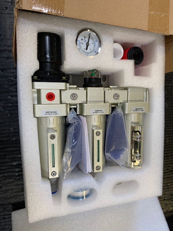 Photo 1 of 3/4" Npt Industrial Grade 3 Stage Air Drying System, Auto Drain Air Dryer for Compressor with Water Separator, 5-Micron& 0.01 Micron Filters, for Plasma Cutter and Paint Spray