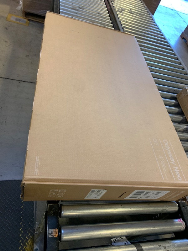 Photo 1 of SAMSUNG 43" Odyssey Neo G7 Series 4K UHD Smart Gaming Monitor, 144Hz, 1ms, VESA Display HDR600, Quantum Matrix Technology, AMD FreeSync Premium Pro, LS43CG702NNXZA, Black (factory sealed)