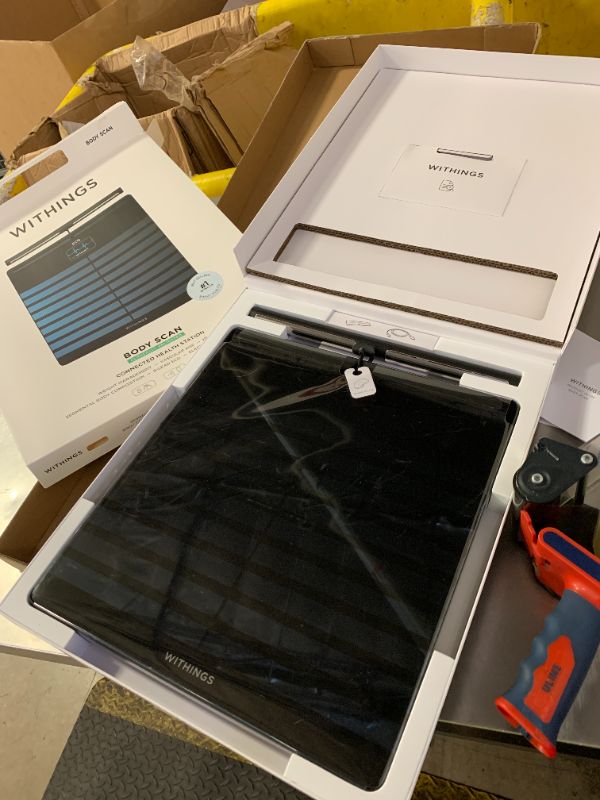 Photo 2 of WITHINGS Body Scan - Connected WiFi Scale to Improve Your Health, BIA Personal Scale, Body Composition Analysis, Body Fat, Muscle Mass, Water Percentage