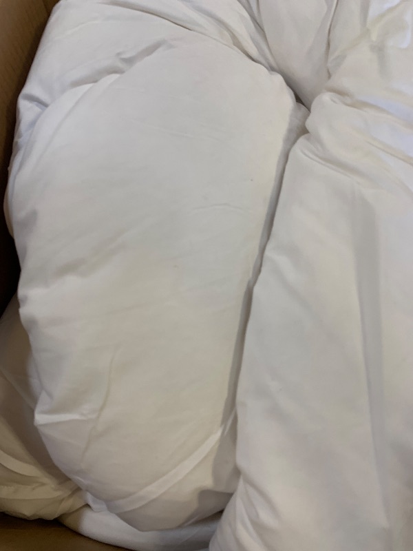 Photo 1 of Globon Goose Down Comforter King Size,800 Fill Power All Seasons Luxury Duvet Insert, Ultra Soft 420 Thread Count Noiseless Shell, Medium Weight with 8 Corner Tabs, White