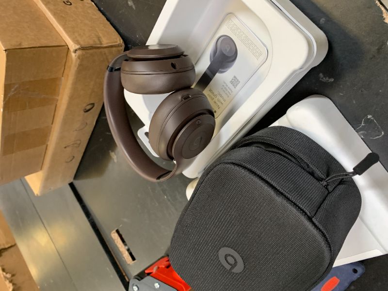 Photo 1 of LEFT SIDE DOES NOT FUNCTION***********Beats Studio Pro Premium Wireless Over-Ear Headphones- Up to 40-Hour Battery Life, Active Noise Cancelling, Great for Travel & Commuting, USB-C Lossless Audio, Apple & Android Compatible - Deep Brown