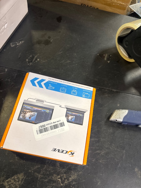 Photo 1 of USB C Switch,USB C Switcher 2 Computers,Type C KVM Switch 8K@60Hz 4K@120Hz Video/10Gbps Data Transfer/100W Charging,Compatible with Thunderbolt Device,USB-C Cables Included