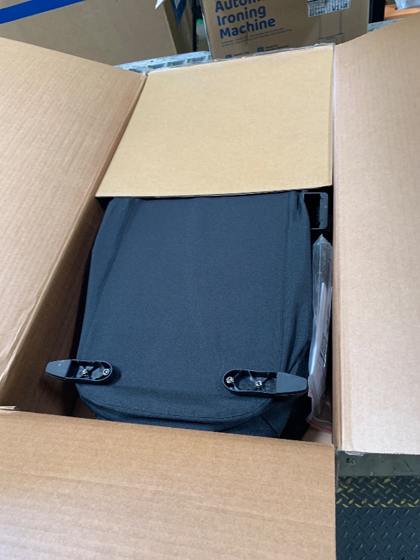 Photo 1 of Britax Zinnia™ Bassinet for Brook, Brook+ and Grove Strollers