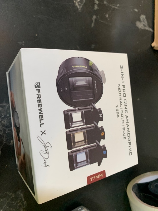 Photo 1 of Freewell 1.55x Anamorphic Lens for iPhone & Samsung - 3-in-1 Streak (Neutral, Gold, Blue) - Cinematic Smartphone Lens with Oval Bokeh - Compatible with 17mm Mount Case & Cage