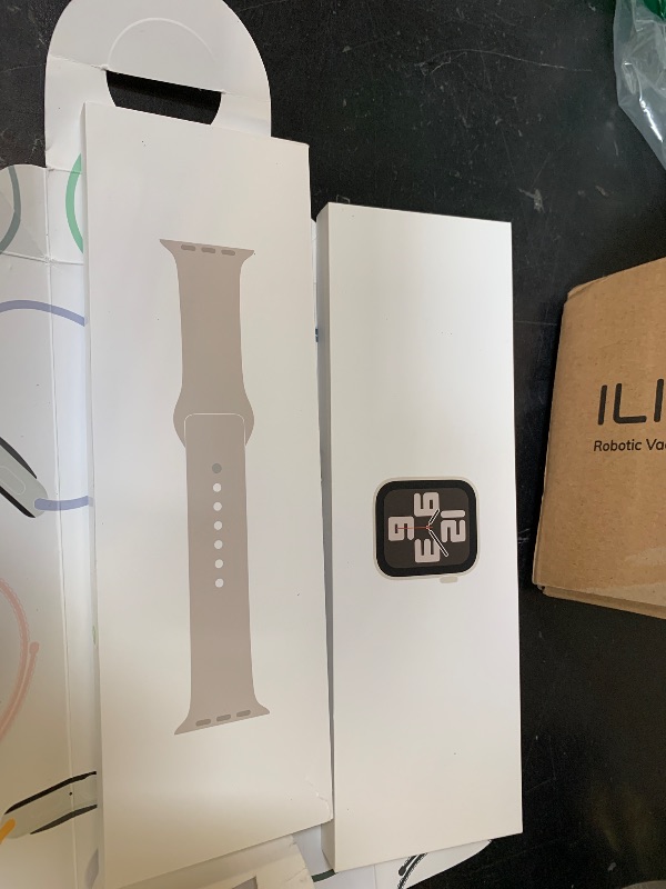 Photo 1 of Apple Watch SE (2nd Gen) [GPS + Cellular 40mm] Smartwatch with Starlight Aluminum Case with Starlight Sport Band S/M. Fitness & Sleep Tracker, Crash Detection, Heart Rate Monitor