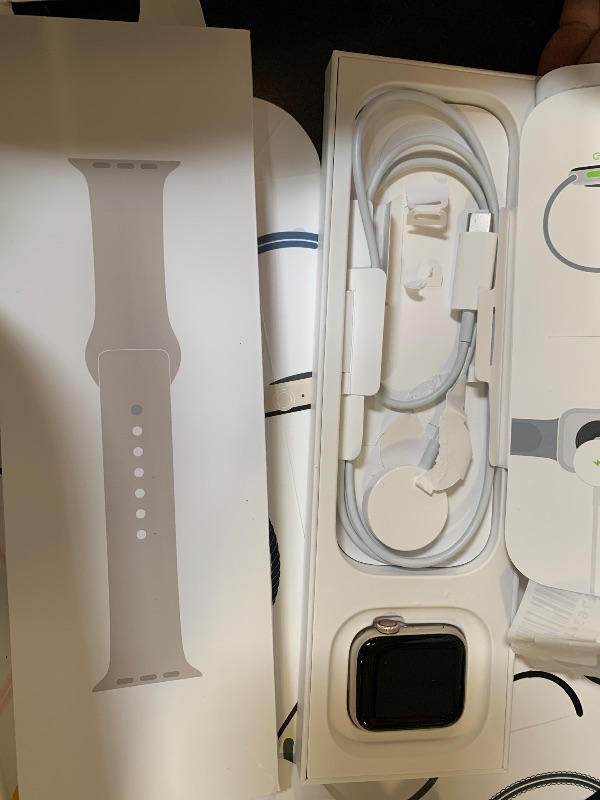 Photo 1 of Apple Watch SE (2nd Gen) [GPS + Cellular 40mm] Smartwatch with Starlight Aluminum Case with Starlight Sport Band S/M. Fitness & Sleep Tracker, Crash Detection, Heart Rate Monitor