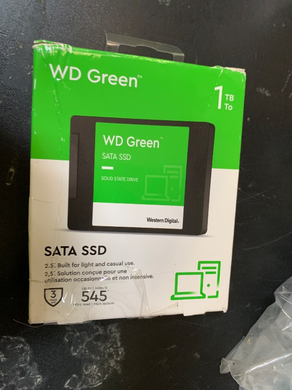 Photo 1 of Western Digital 1TB WD Green Internal SSD Solid State Drive - SATA III 6 Gb/s, 2.5/7mm, Up to 545 MB/s - WDS100T3G0A