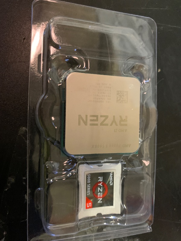 Photo 1 of AMD Ryzen 5 5600X 6-core, 12-thread unlocked desktop processor with Wraith Stealth cooler