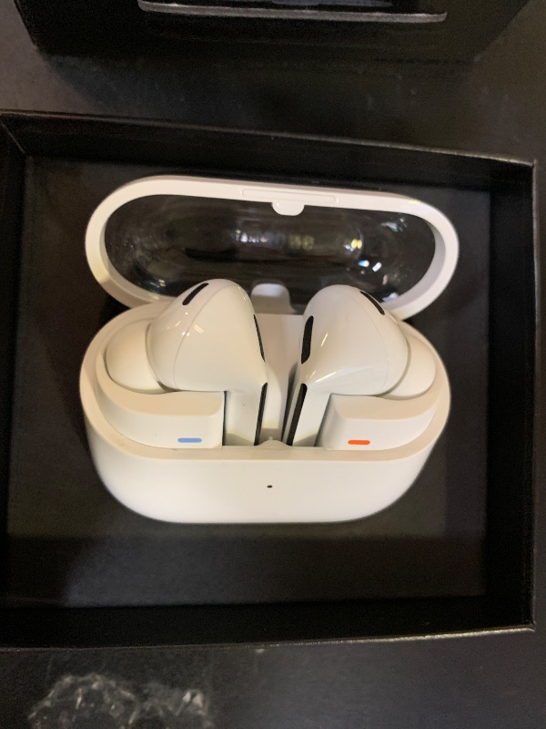 Photo 1 of Samsung Galaxy Buds 3 Pro AI True Wireless Bluetooth Earbuds, Noise Cancelling, Sound Optimization, Redesigned Comfort Fit, White [US Version, Amazon Exclusive, 2Yr Warranty]