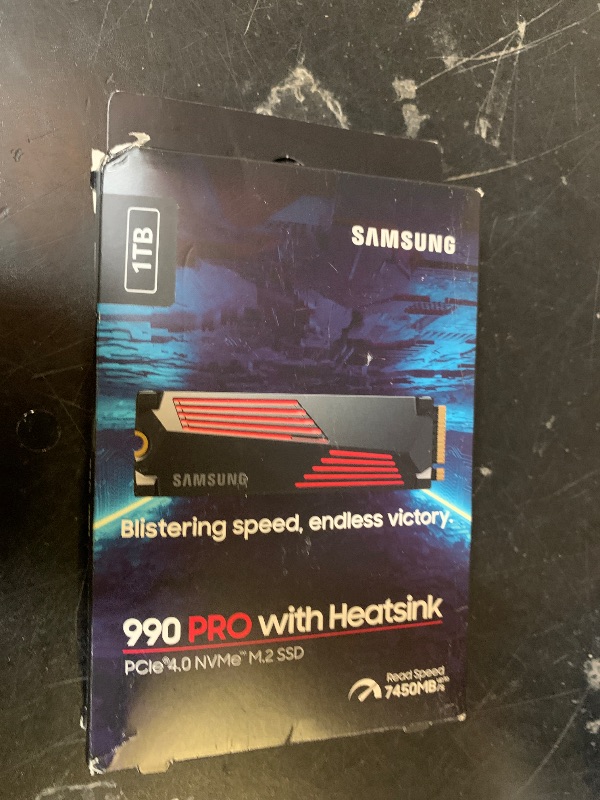 Photo 1 of Samsung 990 Pro MZ-V9P1T0CW Disque SSD Interne avec dissipateur NVMe M.2 PCIe 4.0, 1 to
