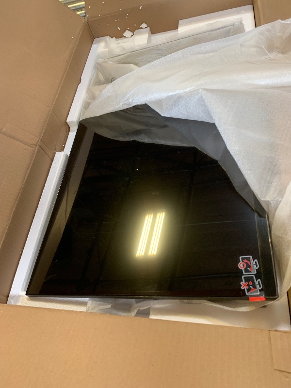 Photo 1 of 32" Essential Monitor with Borderless Design