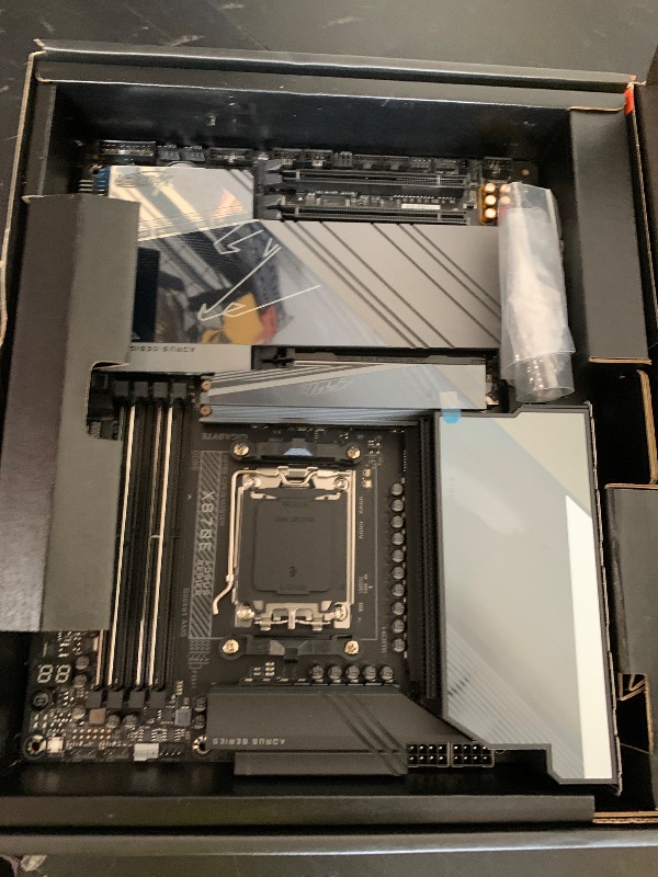 View 2 of GIGABYTE X870E AORUS Master AMD AM5 LGA 1718 Motherboard, ATX, DDR5, 4X M.2, PCIe 5.0, USB4, WIFI7, 5GbE LAN, EZ-Latch, 5-Year Warranty