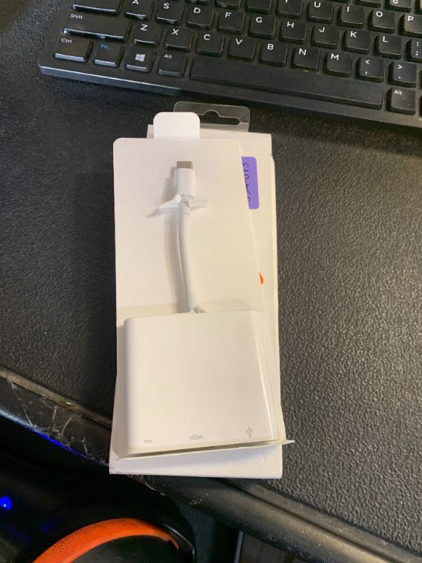 Photo 1 of Apple USB-C Digital AV Multiport Adapter
