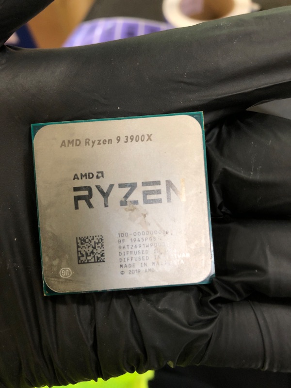 Photo 1 of AMD Ryzen™ 9 9900X 12-Core, 24-Thread Unlocked Desktop Processor
