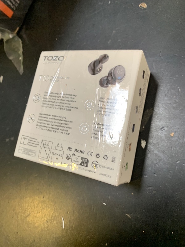 Photo 1 of wireless headphones