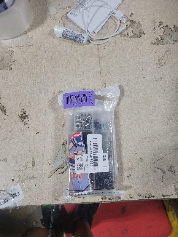 Photo 1 of 1/4 Inch Grommet Kit 200 Sets Grommets Eyelets with 3 Pieces Install Tool Kit and Box for Shoes Clothes Crafts Bag