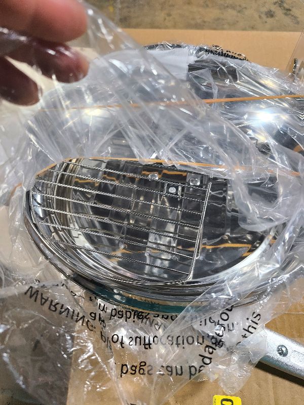 Photo 1 of 1.1 Gal Stainless Steel Frying Pot, 4.2 L Japanese Deep Fryer Pot with Thermometer, Removable Oil Drip Rack, Tempura Frying Pot with Lid
