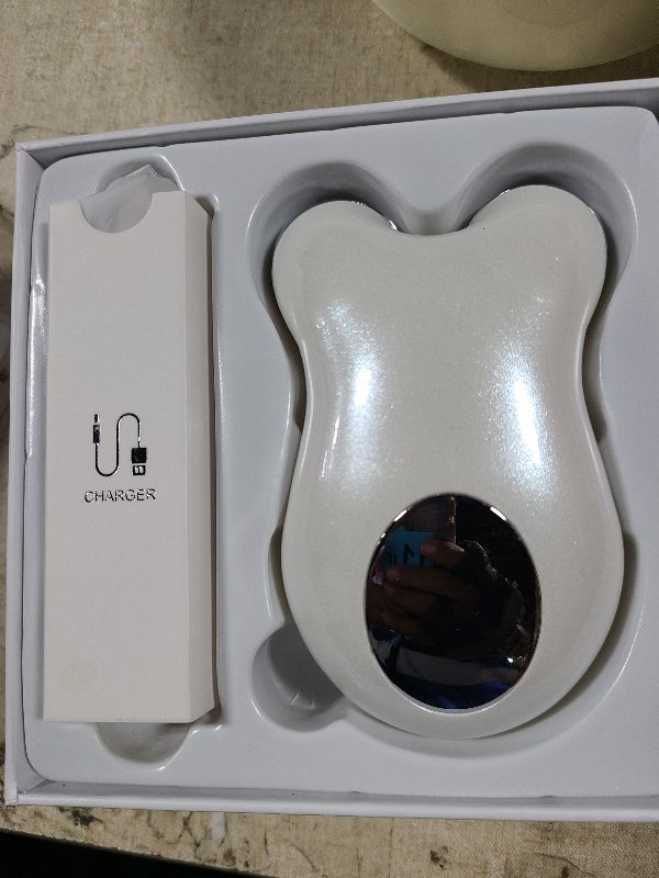 Photo 1 of 2-in-1 Red Light Microcurrent Facial Device | Enhances Lifting & Firming Capabilities | Reduces Wrinkles and Puffiness | Smart Photon Micro-Current Device, Model:EP-300