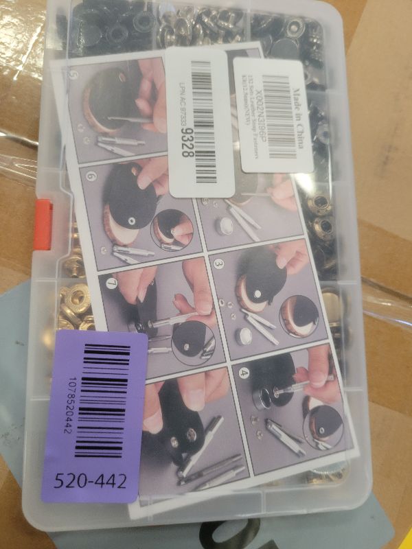 Photo 1 of 132 Sets Leather Snap Fasteners Kit, MSDADA 12.5 mm Metal Button Snaps Press Studs with 4PCS Fixing Tools, Sewing Snaps for Clothes Leather Craft Bracelets Jeans Wears Jackets Bags Belt