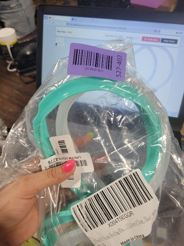 Photo 1 of 2 Pack Sealing Ring 6 Qt for Instant Pot replacement for 5/6QT Instant pot Seal, With 2 Float Valve Caps, Food-grade Silicone Instant Fit for DUO DUO Plus 6 Quart Instant Pot Gasket 5&6 Qt