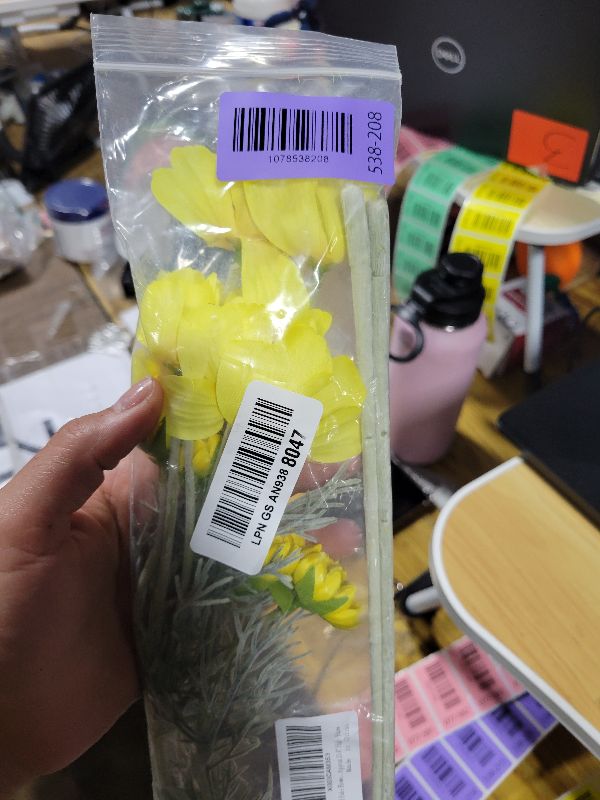 Photo 1 of 2 Pcs Artificial Fake Flowers Plants Cosmos Silk Flower Arrangements Wedding Bouquets Decorations Plastic Floral Table Centerpieces for Home Kitchen Garden Party Decor Approx 23.6'' High - Yellow