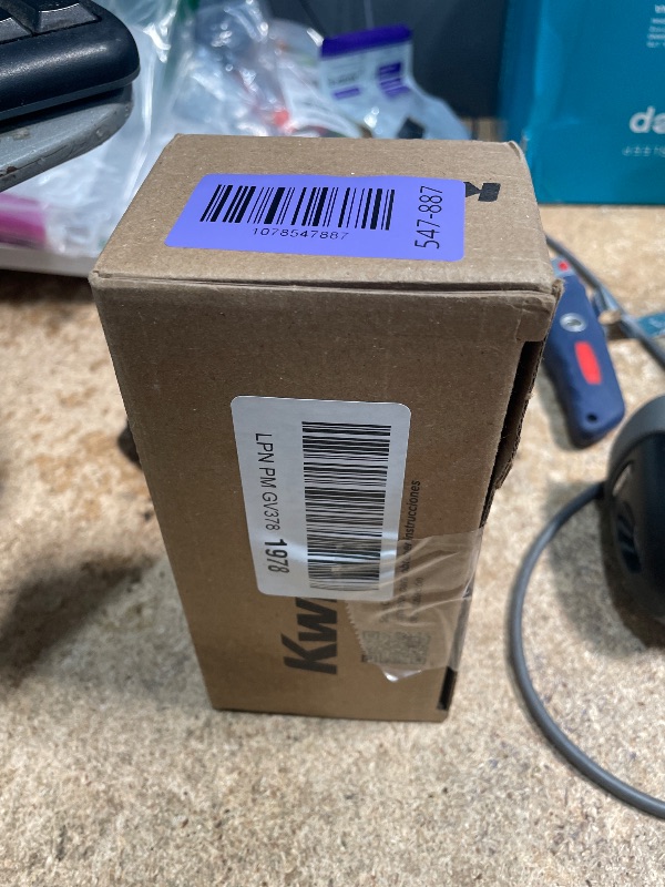 Photo 1 of ***MISSING PARTS***
Kwikset Tylo Entry Door Knob with Lock and Key, Secure Keyed Handle Exterior, Front Entrance and Bedroom, Satin Nickel, Pick Resistant SmartKey Rekey Security and Microban