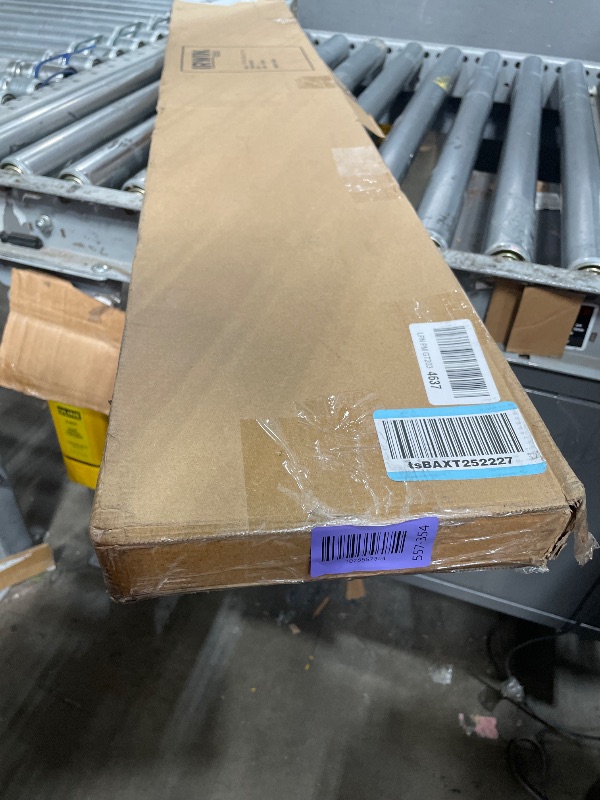 Photo 1 of **EXTENDER IS DAMAGED** IRWIN Level, Extendable, 10-Inch, 5-ft to 13-ft (1801107)