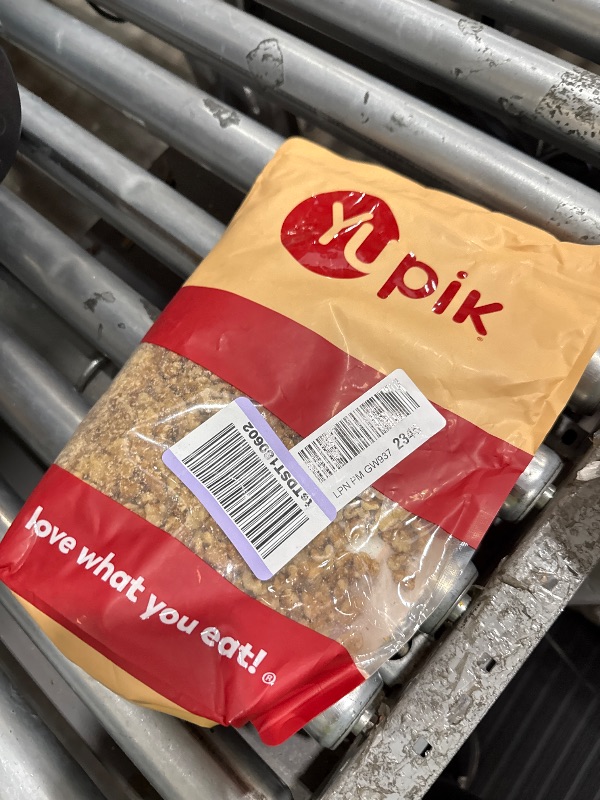 View 2 of 10/27 Yupik Raw California Walnuts, Medium Pieces, 2.2 lb (35.2 oz), Kosher, Gluten-Free, Vegan, Chopped Nuts, Unsalted, Unroasted, Source of Omegas, Healthy Snacks, Ideal for Baking & Cooking
