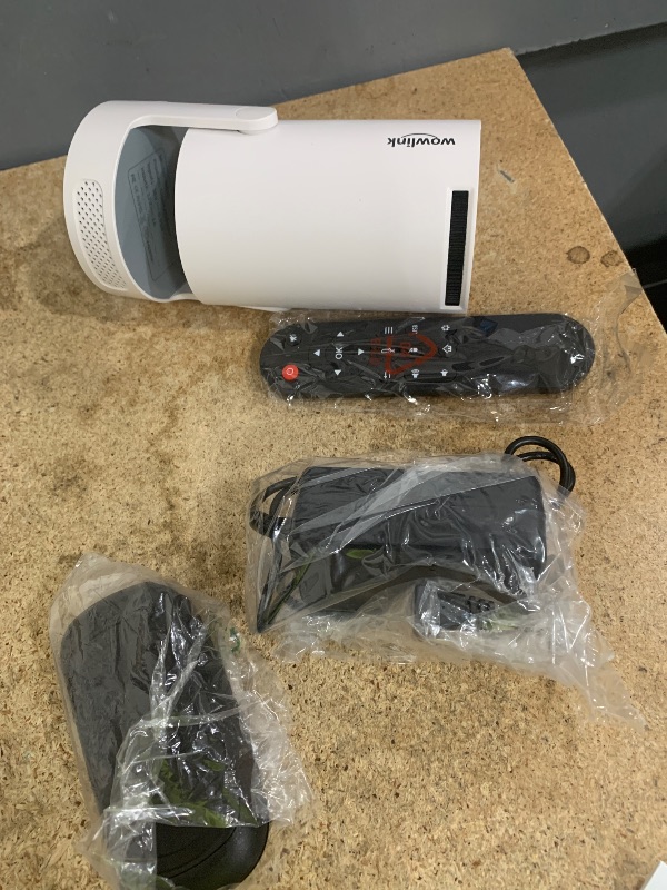 Photo 1 of [Built-in Apps & 2026 Upgraded] Mini Projector with WiFi 6 and Bluetooth 5.4 Support 4K 1080P Auto Keystone 180° Rotatable Projector Portable Compatibile with HDMI/TV Stick/Memory Stick/Laptop, White