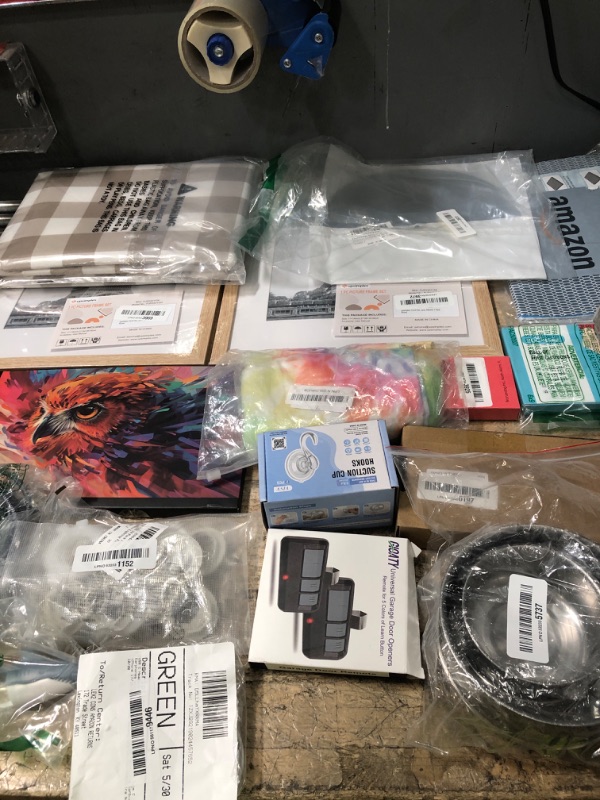 Photo 1 of ** SOLD AS IS BUNDLE OF MISCELLANEOUS AND SORTED GOODS **