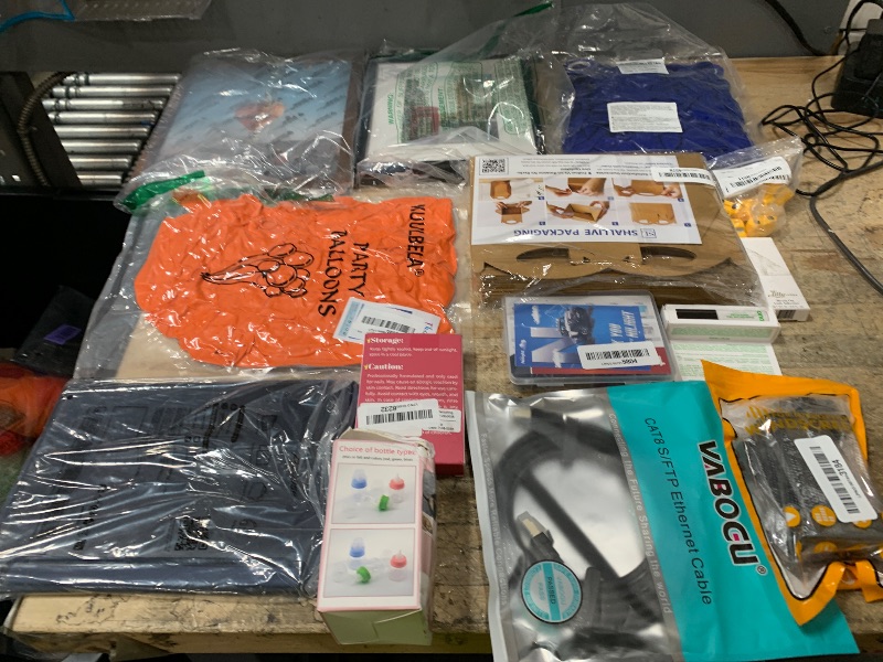 Photo 1 of ** SOLD AS IS BUNDLE OF MISCELLANEOUS AND SORTED GOODS **
