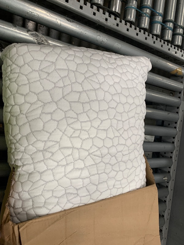 Photo 1 of ***NOT A PURPLE PILLOW***
PIllow - Medium Loft