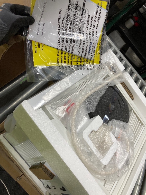 Photo 1 of *Didn't turn on* *Parts only* 5000 Btu Window Air Conditioner, WiFi & App Control, Ultra Quiet, Enabled Saddle Window AC Unit Cools Up to 300 Sq. ft, Cooling, Dehumidifier, Flexible for Home/Office